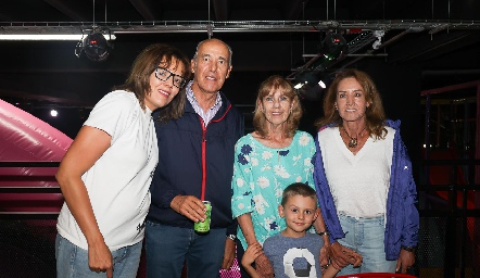  Montserrat Díaz, José Manuel Díaz, Susi Andrea, Alma Orozco y Juan Carlos Flores.