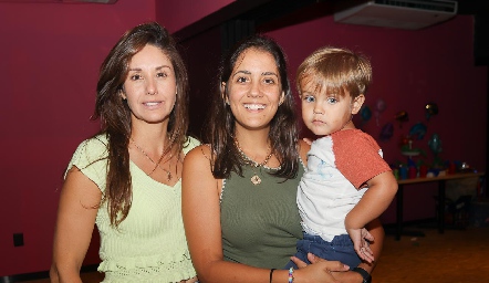  Ale Díaz, Cristina Rivero y Ernesto Zárate.