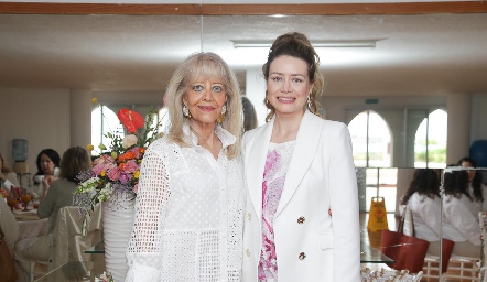  Rosario Ortuño y Nathalie Sarquis.