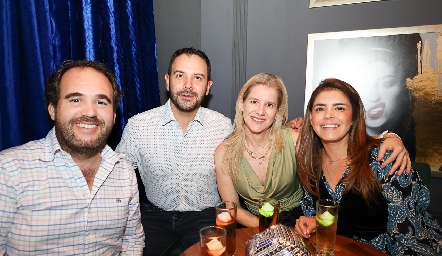  Fernando, Ricky, Lizet y Jessica.