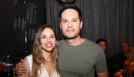  Melissa Compean y Roberto Berrones.