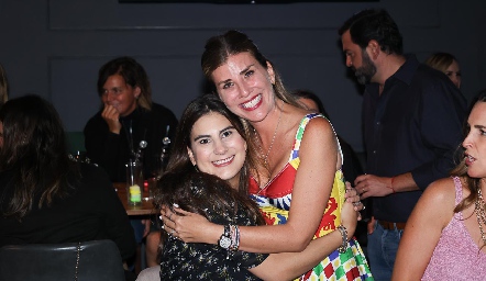  Lu Castello y Sofía Múzquiz.