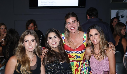  Begoña Muriel, Lu Castello, Sofía Múzquiz y Eunice Camacho.