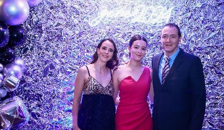  Gloria Mojarro, Jimena Ledezma y Jorge Ledezma.