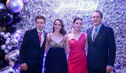 Alfredo Gallegos, Gloria Mojarro,  Jimena Ledezma y Jorge Ledezma.