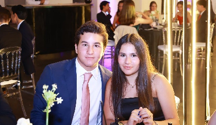  Carlos de los Santos y Emma Fernández.