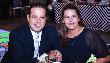 Mauricio Vera y Gabriela Díaz Infante.