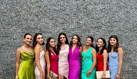  Isa, Paloma, Loretta, Constanza, Marina, Alexia, Pía y Manuela
yaz03.jpg