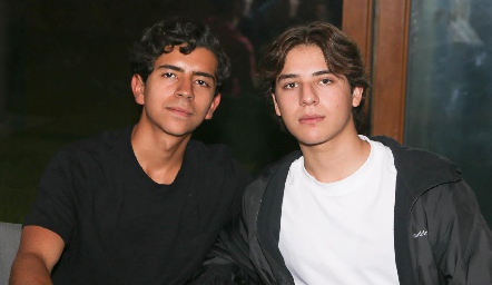  Mario Veliz y Demetrio.