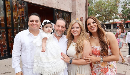 Héctor Hernández, María Paula Hernández, Longinos Zúñiga, Daniela González y Mariana Carbajal.