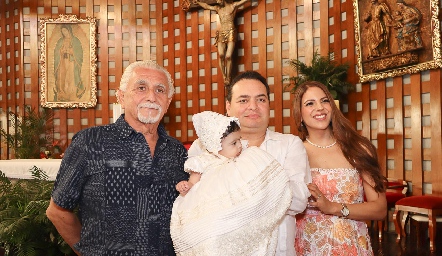  Elías, Héctor Hernández, María Paula Hernández y Mariana Carbajal.