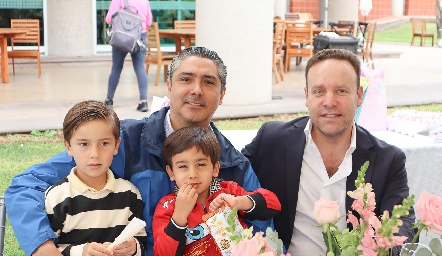  Diego Cortés, Eugenio Cortés, Jorge Cortés y Alejandro Lozano.