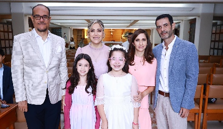  Jaime Delgado, Rebeca Rodarte, Genoveva Flores, René Hernández, Emilia Hernández y Regina Delgado.