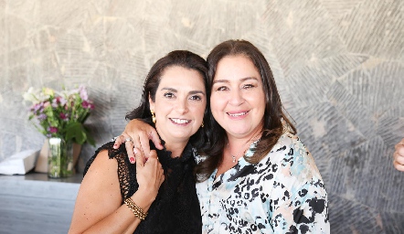  Maricel Gutiérrez y Deyanira Cázares.