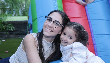  Adriana Díaz Infante y Adriana Ortiz.