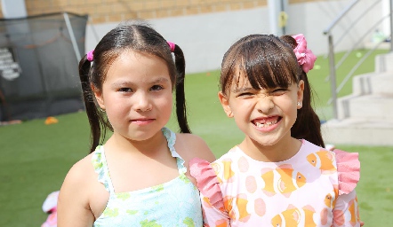  Marijó Ávila y Renata Cordero.