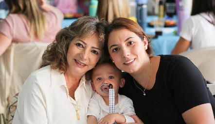  Vicky Azuara, José Luis Durán y Sabrina Soberón.