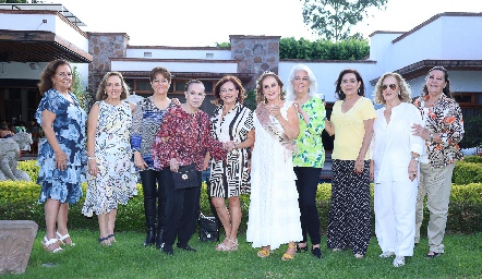  María del Carmen de la Torre, Rosana Benavente, Araceli Biagi, Clara Luz Portales, Graciela Ramírez, Mari Carmen López, Lupita Martínez Lavín, Marcela Nava, Jennifer Kaiser y Rosa Martha Grande.