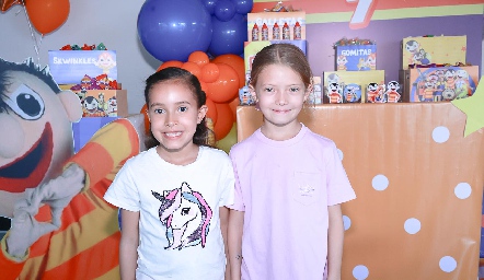  Paty Mendizábal y Julia Toranzo.
