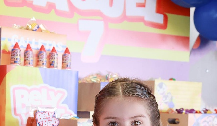  Raquel Valladares.