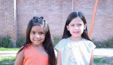  Amaya y Sara.