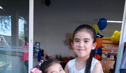  Arlette y Samantha.