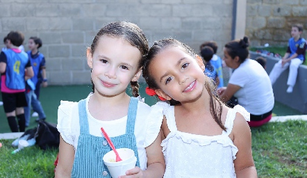  Emma y Roberta.