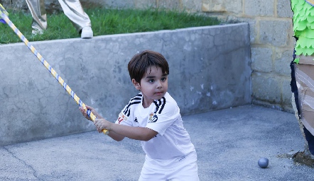  Partiendo la Piñata.