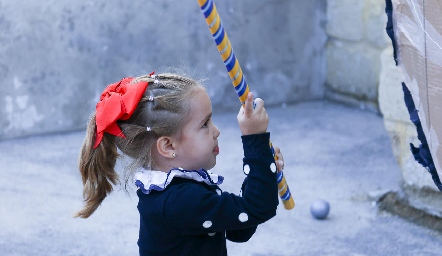  Partiendo la Piñata.