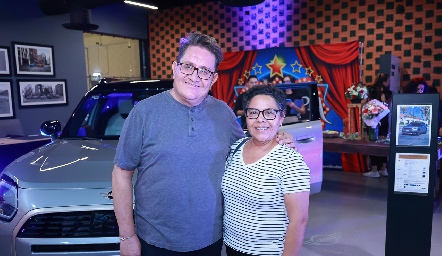  Alejandro Téllez y Rocío Monroy.
