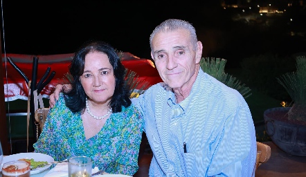  Rosa María Maza y Roberto Mejía.