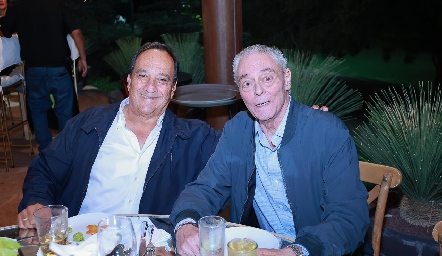  Arturo Escalante y Miguel Ruiz.