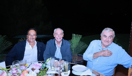  Arturo Escalante, Miguel Ruiz y Alejandro Mejía.