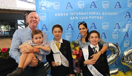  Jordi, José, Jordi, Paty y Gabriel.