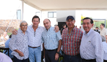  Gilberto Galván, Chato López, Fernando López, Pedro Leal y Félix Bocard.