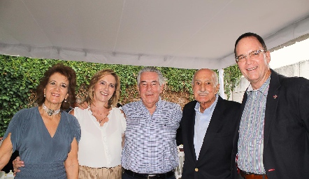  Eva de Mahbub, Maru Bárcena, Gabriel Sanders, Víctor Mahbub y Carlos Bárcena .