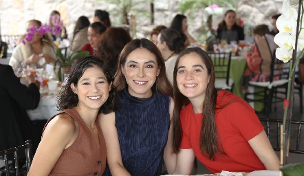  Lucía González, Daniela Méndez y María Meade.