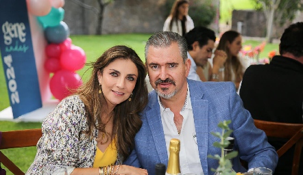  Alejandra Dip y Mario Güemes.