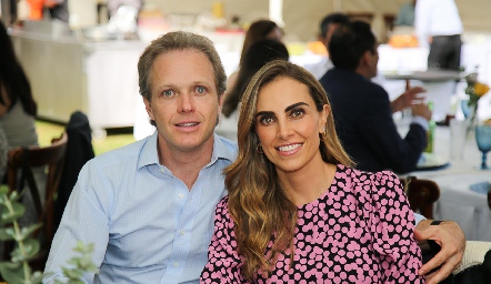  Luis José Martinez y Lucía Galarza.