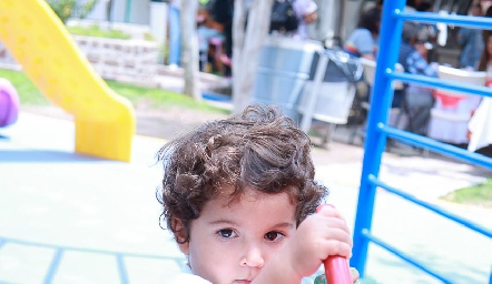  Ale Romo.