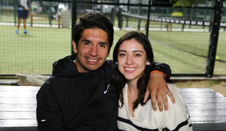  Alejandro Ortega y Fernanda López.