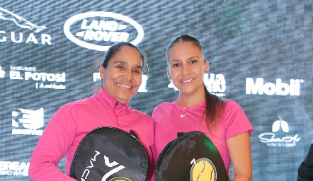  Diana Martínez y Yolanda Girón.