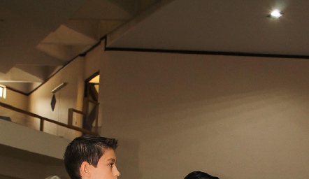  André y Sebastián.