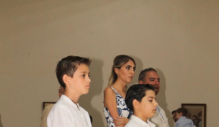  André y Sebastián.