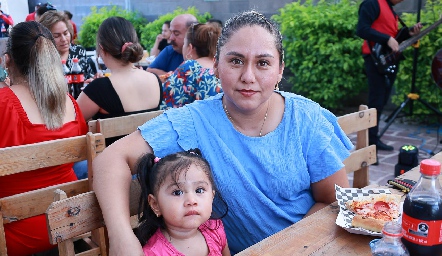  Dariana y Raquel.
