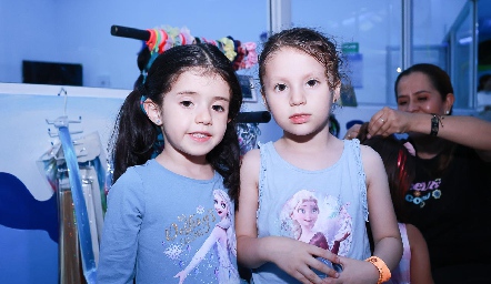  Natalia y Ana Pau.