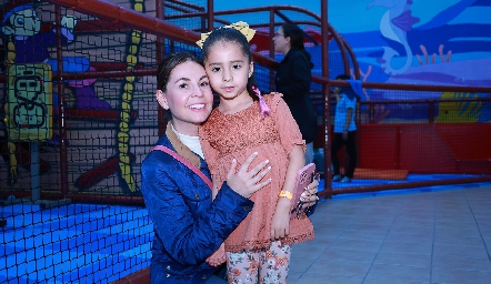 María Garza y Montse Gallegos.