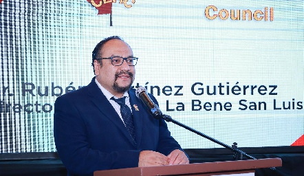  Dr. Rubén Martínez, director médico de la Bene.