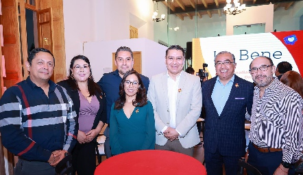  Juan Carlos Negrete, Fátima Pérez, Gustavo López, Fabiola Bárcenas, César Agundis, Sergio Martínez e Ignacio Rodríguez.