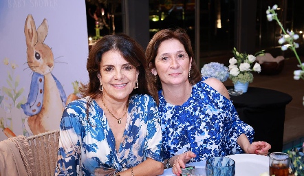  Patricia Silos y Mónica Leal.